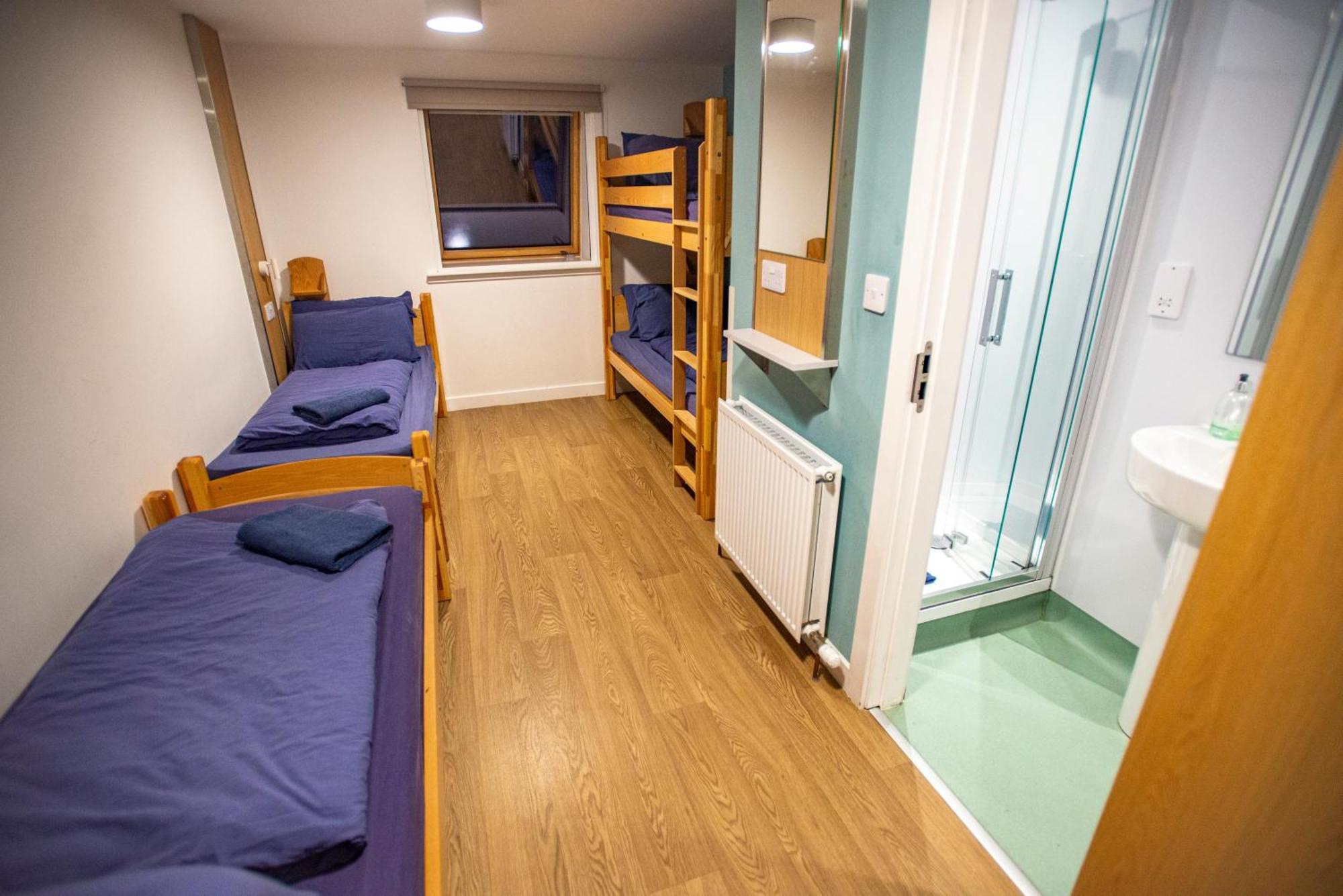 Quadruple Room Private Bathroom